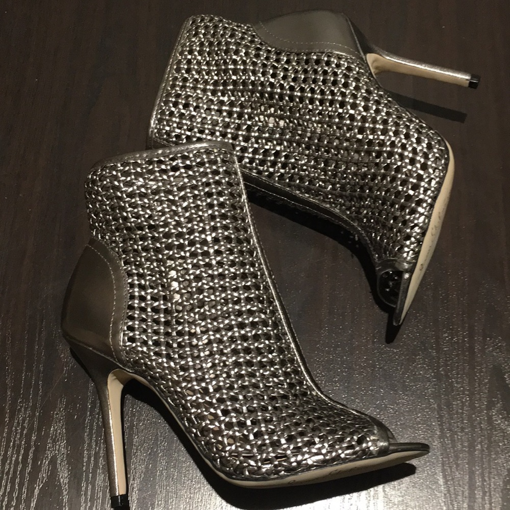 NEW! Sam Edelman Pewter Metallic Caged Bootie 8.5